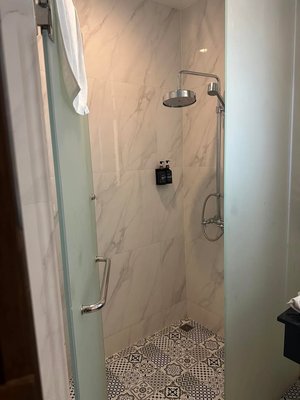 Local restaurant discovery